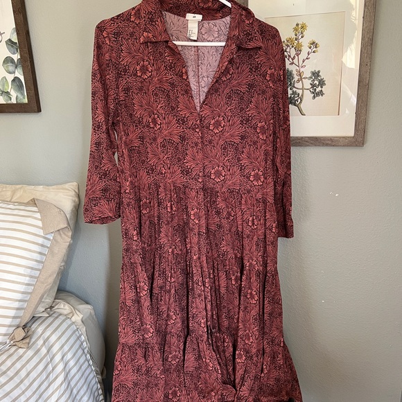 H&M Dresses & Skirts - H&M midi floral collared dress in pink size 12